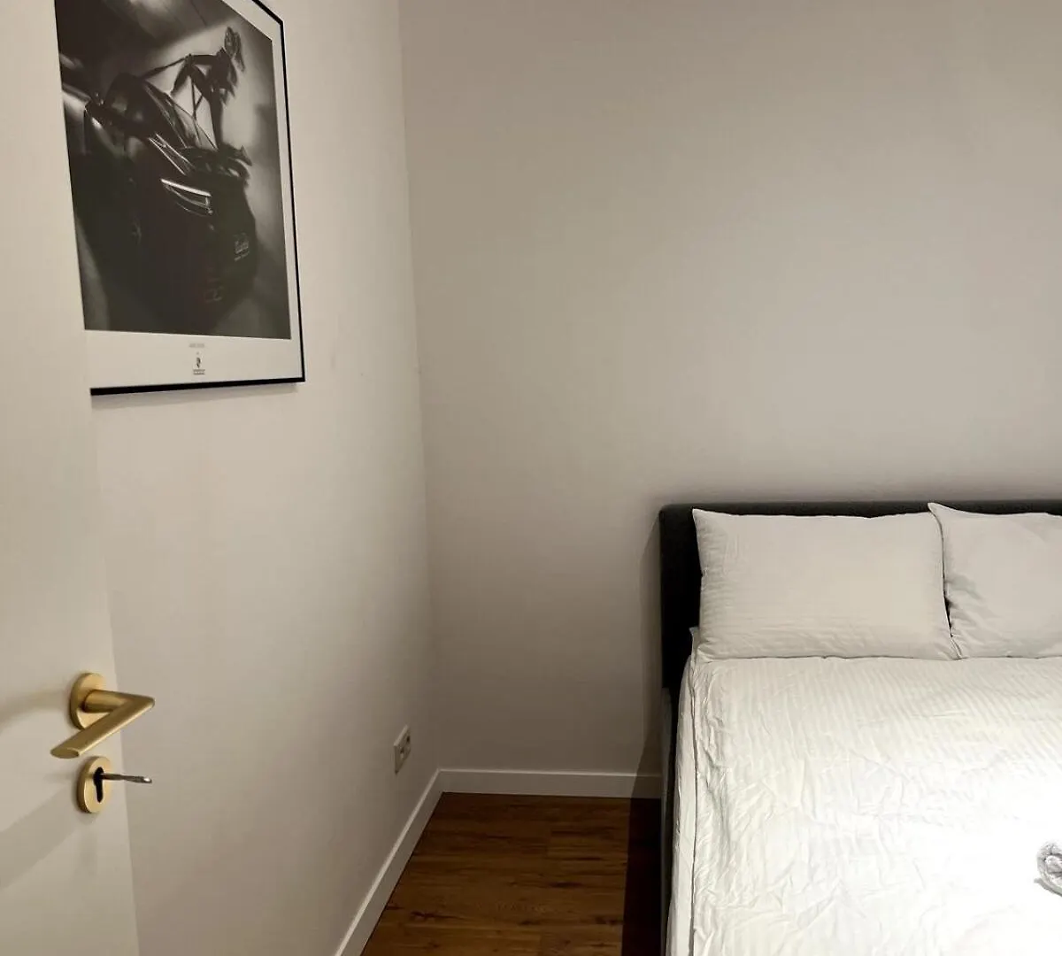 The Gallery Lux Apartment For 10 Varşova